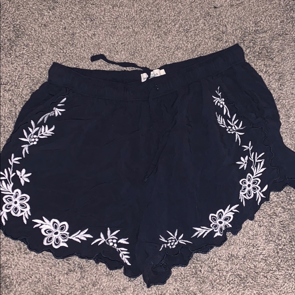 Soft cute shorts with white lace
